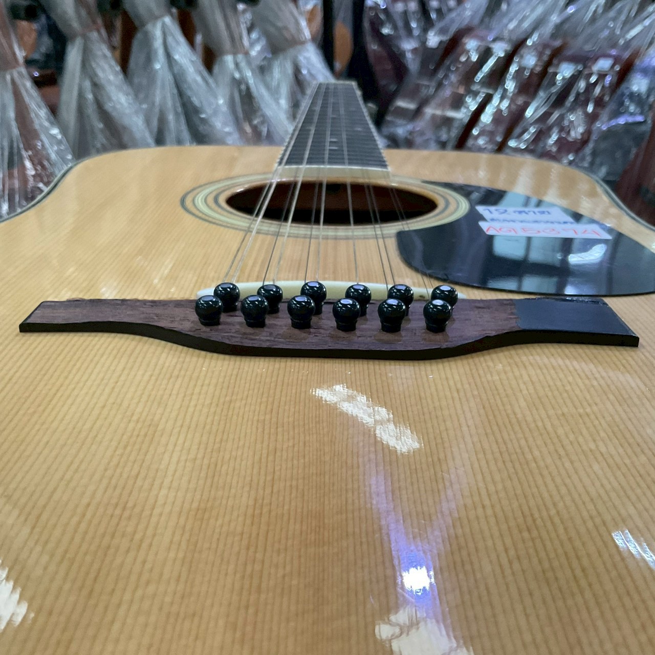 กีต้าร์โปร่ง Morris : B-30 - 12 สาย