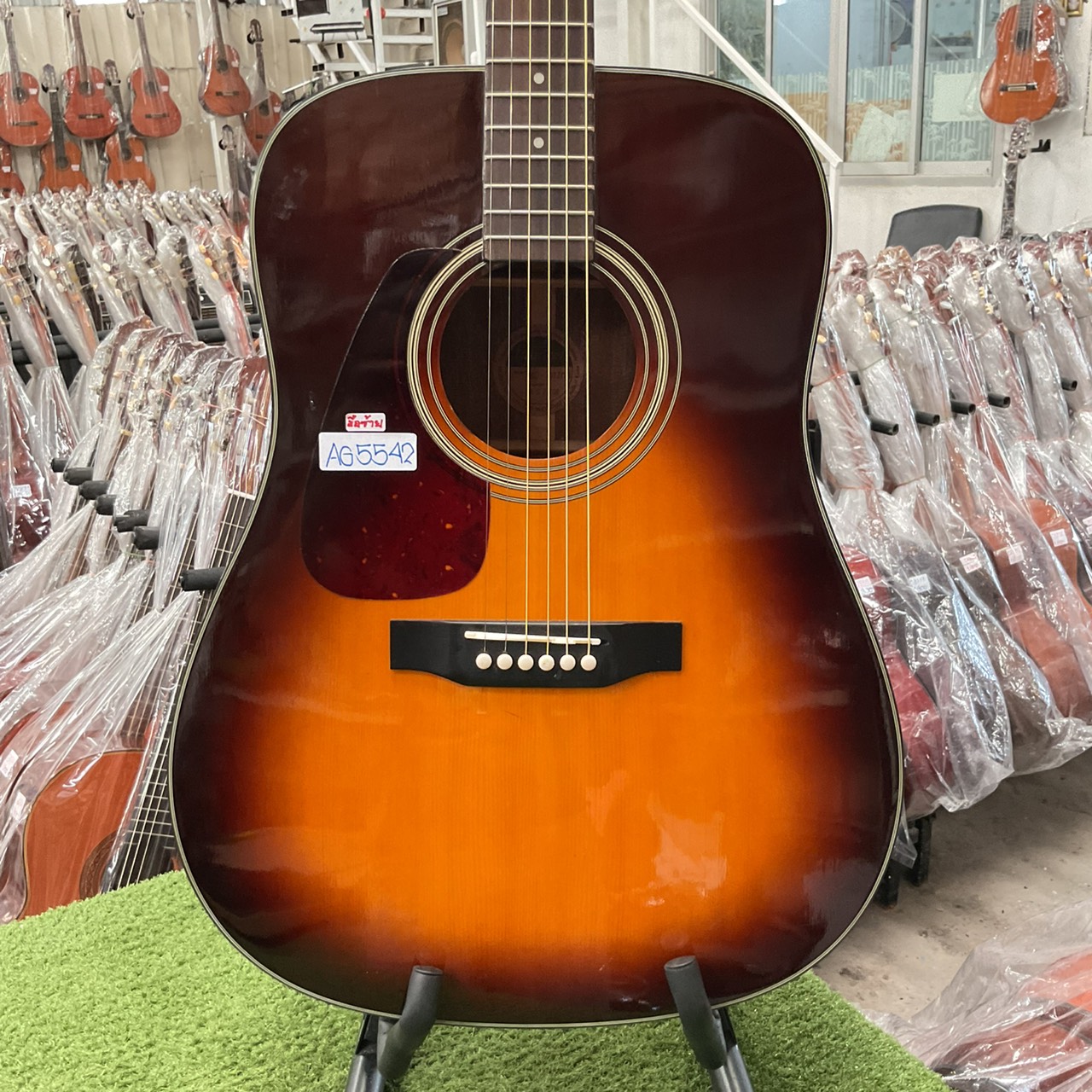 กีต้าร์โปร่ง MORRIS : MD-307LHTS