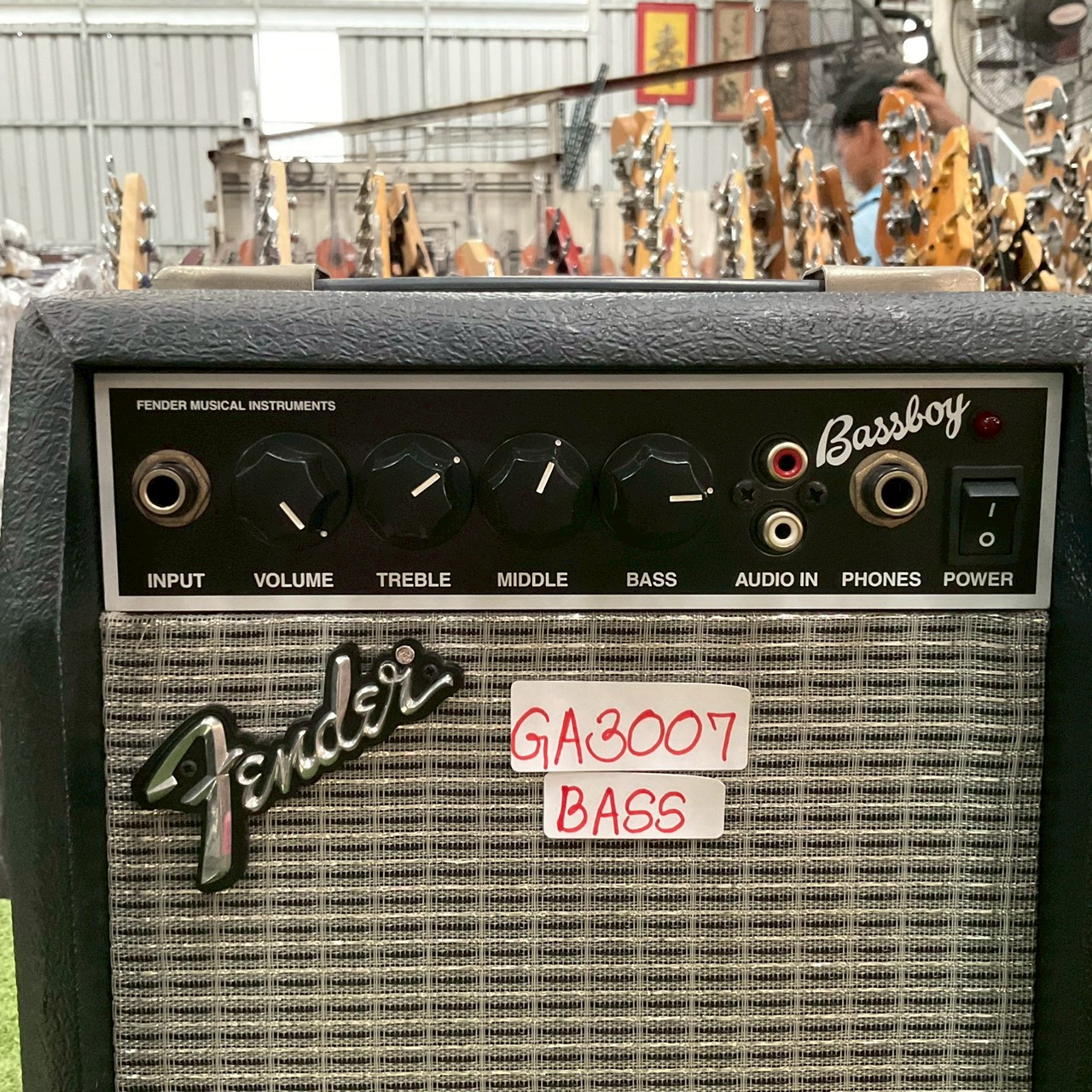 แอมป์เบส Fender : Bassboy