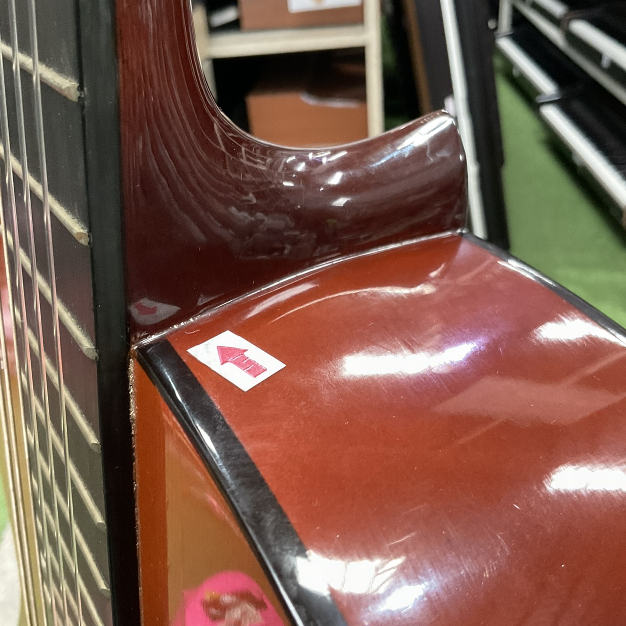 กีต้าร์คลาสสิค Valencia : CG-170