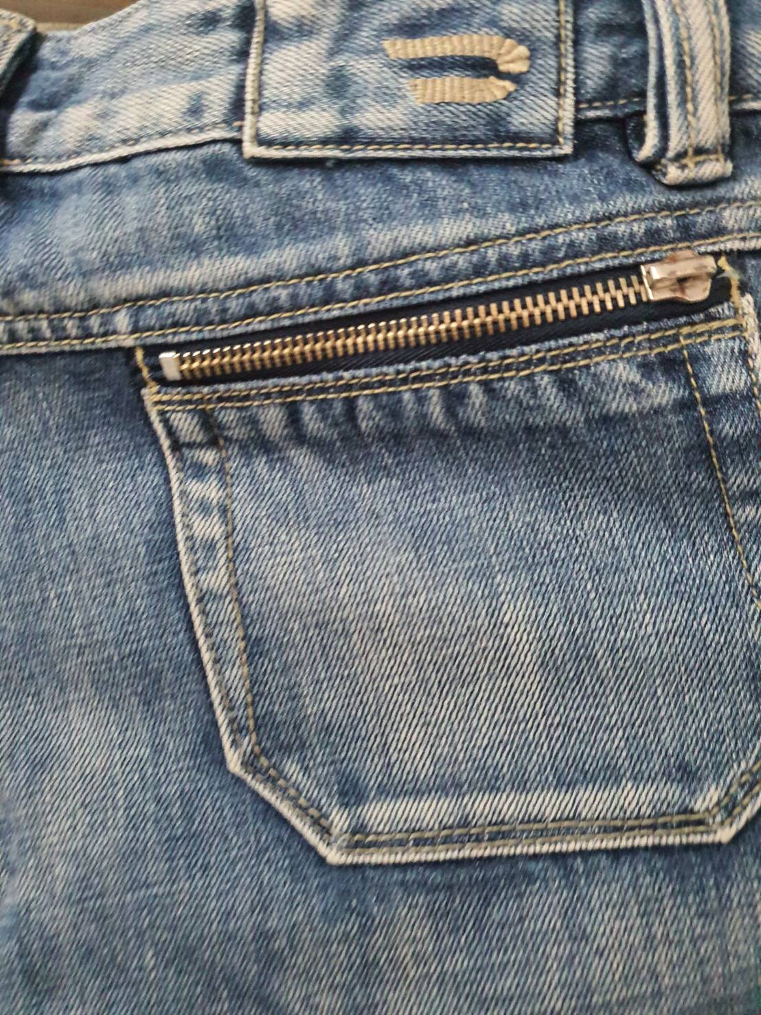 FF06249 กางเกงยีนส์มือสอง แบรนด์ Diesel Made in ITALY เอว 28 นิิ้ว