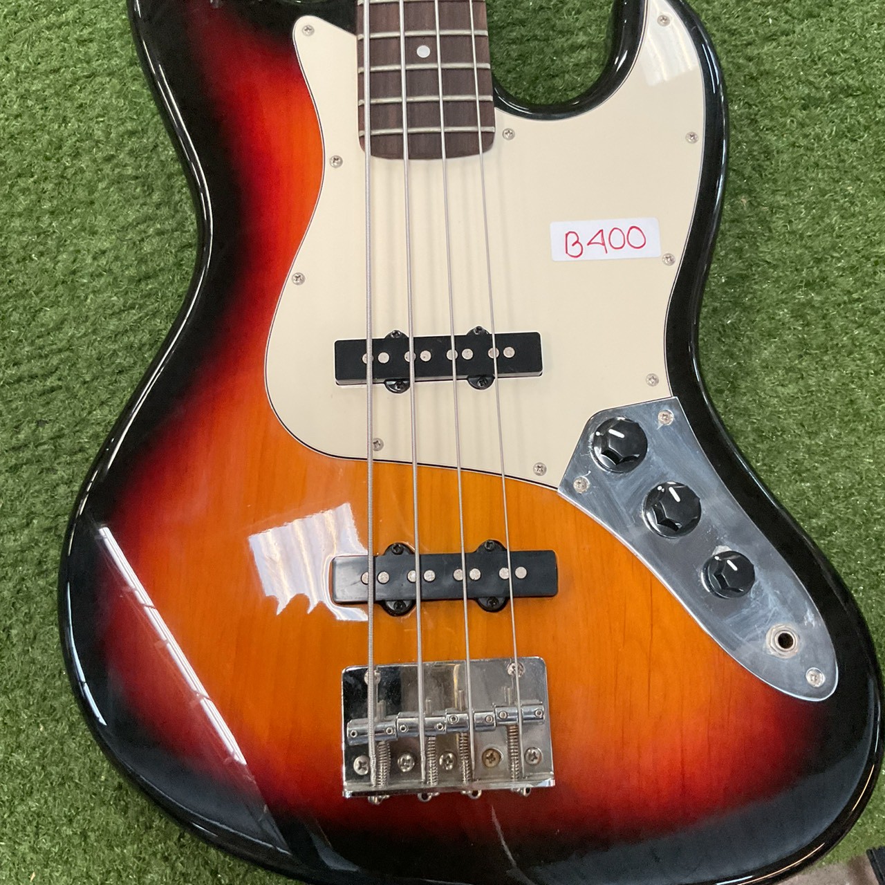 กีต้าร์เบส PlayTech