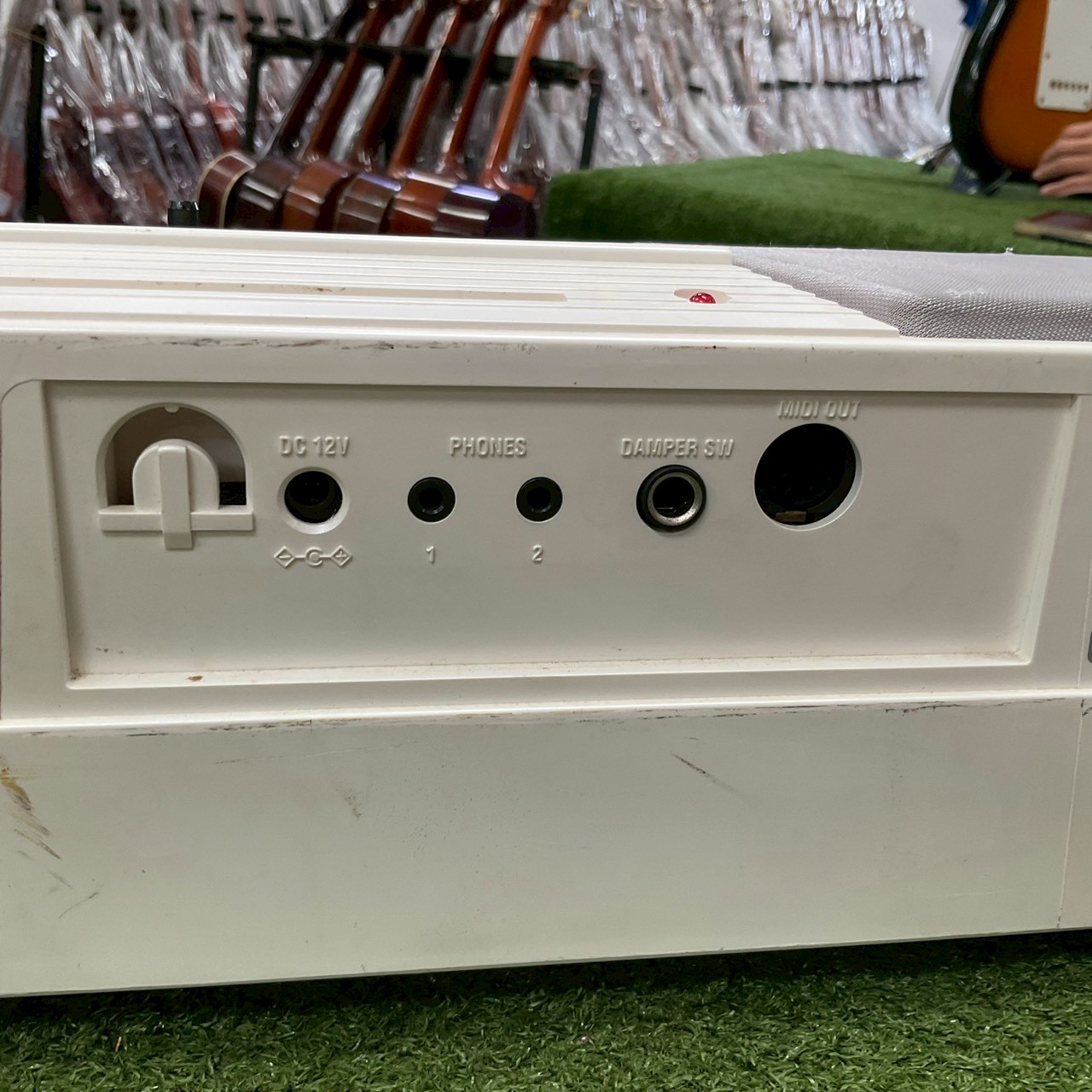 เปียโน KORG : SP-170S สินค้าไม่พร้อมใช้งาน (ต้องซ่อม)