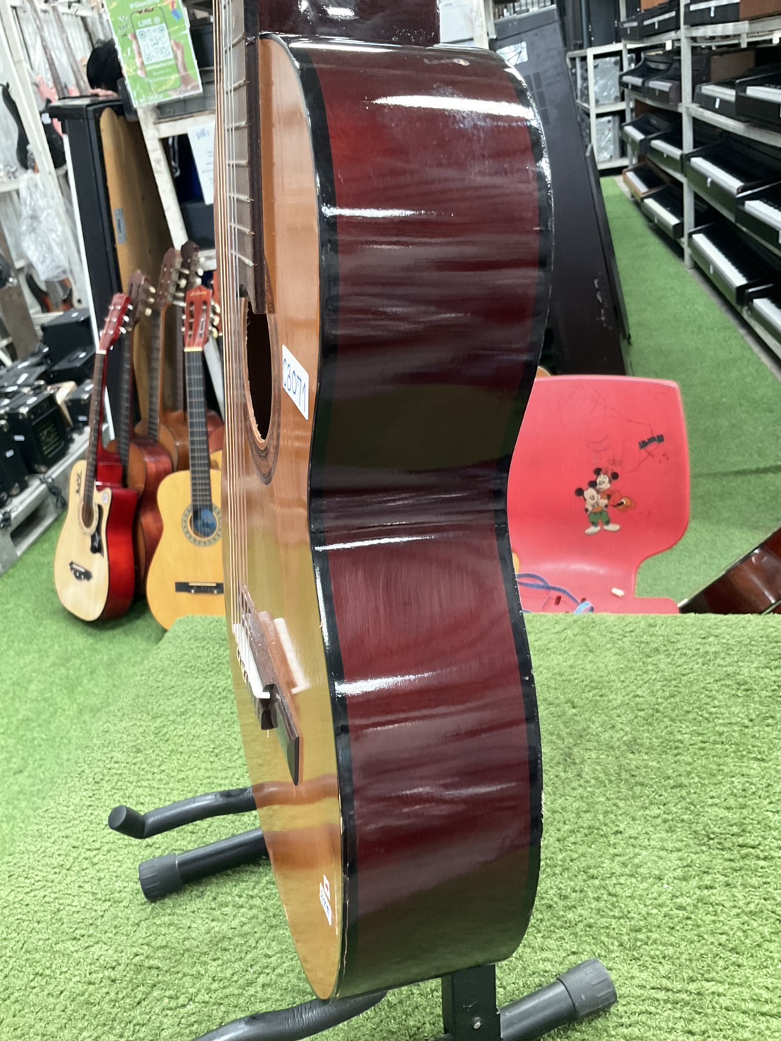 กีต้าร์คลาสสิค Shima : No.70