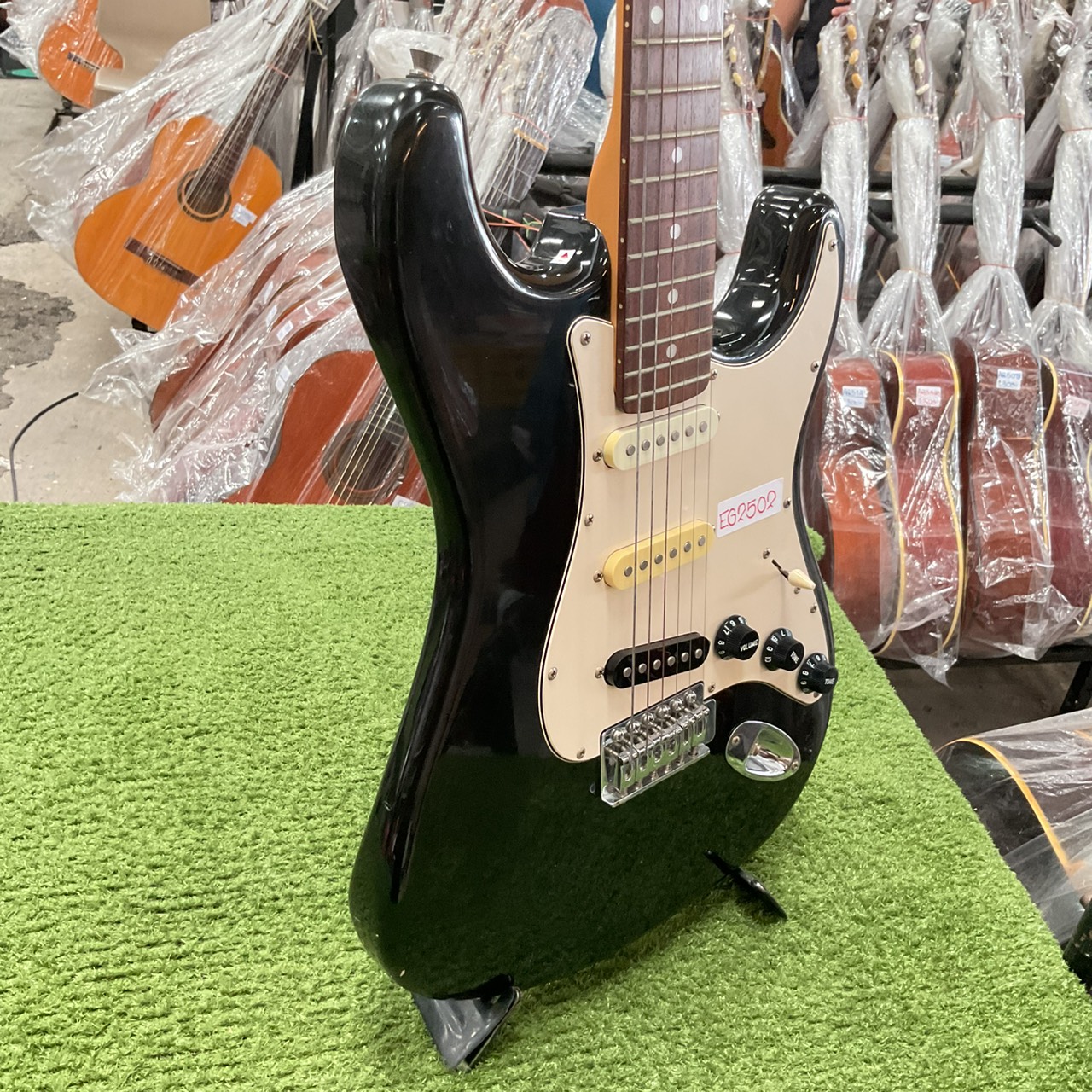 กีต้าร์ไฟฟ้า SELDER