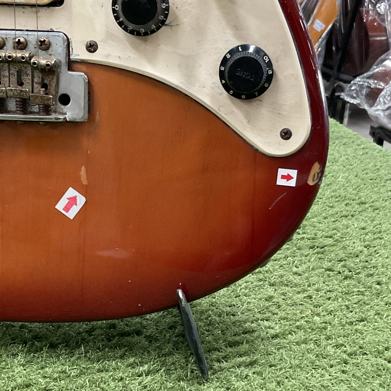 กีต้าร์ไฟฟ้า YAMAHA : YGS 112T