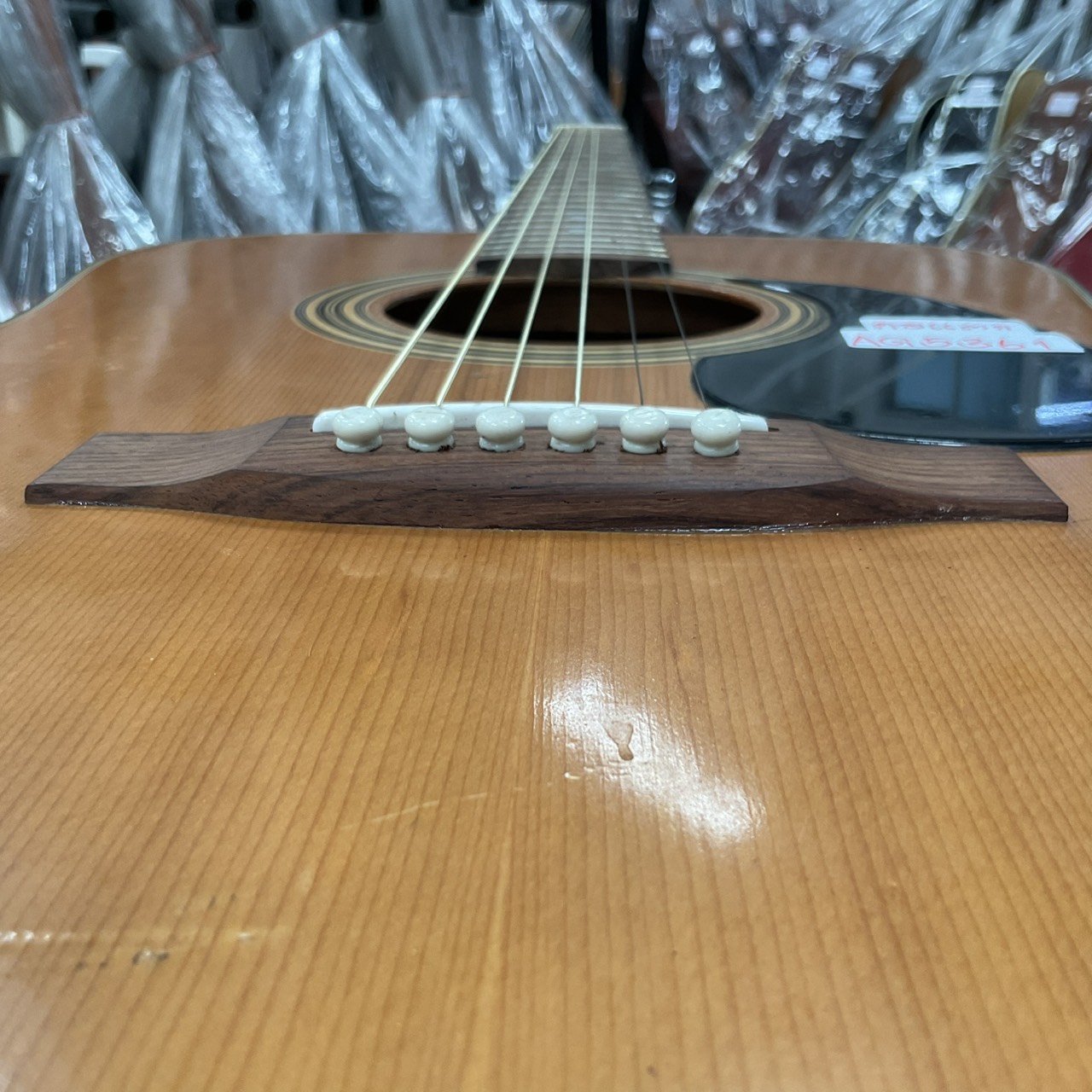 กีต้าร์โปร่ง KAMORI : W150