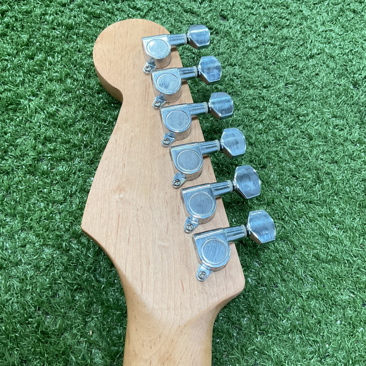 กีต้าร์ไฟฟ้า BUSKER'S