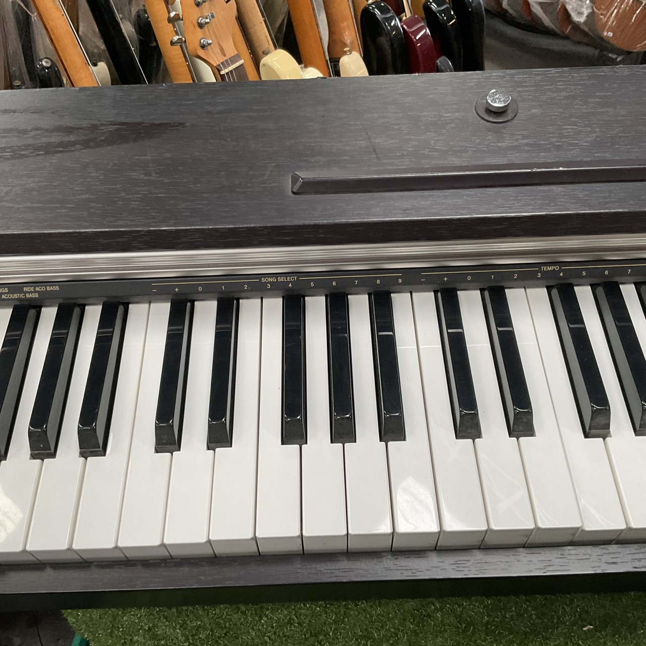 เปียโน CASIO : PX-700 สินค้าไม่พร้อมใช้งาน (ต้องซ่อม)