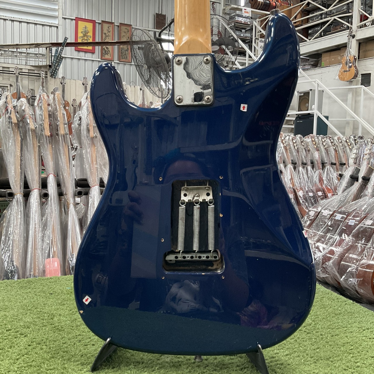 กีต้าร์ไฟฟ้า Legend