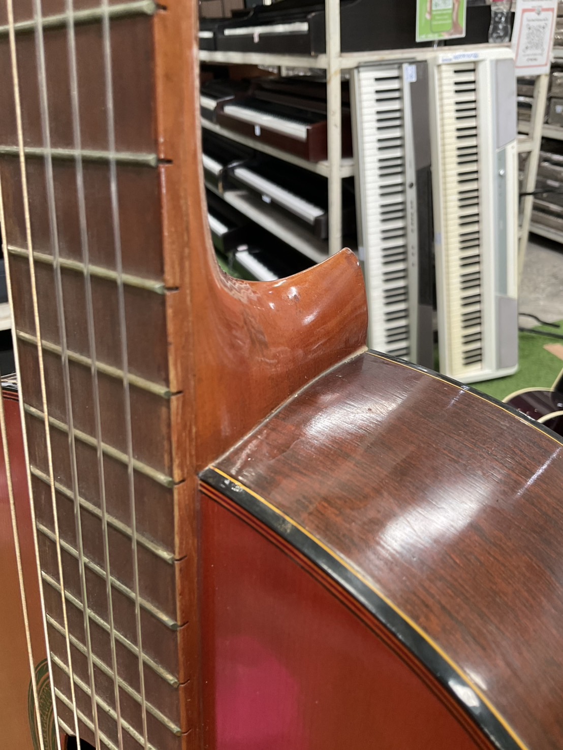 กีต้าร์คลาสสิค YAMAHA : G-70D