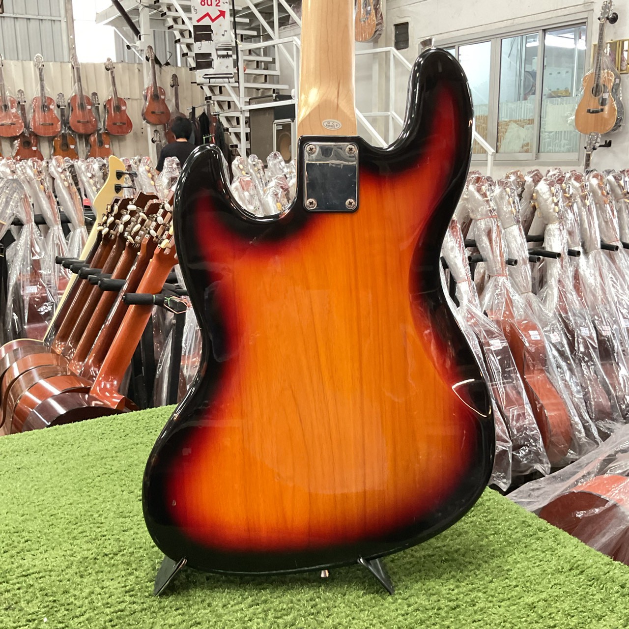 กีต้าร์เบส SELDER