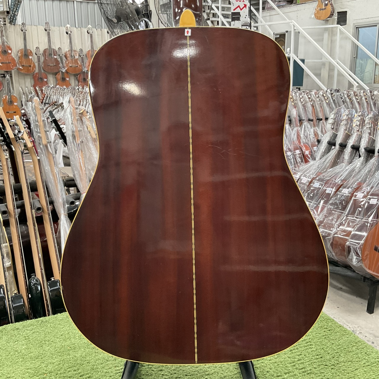 กีต้าร์โปร่ง YAMAHA : FG-151