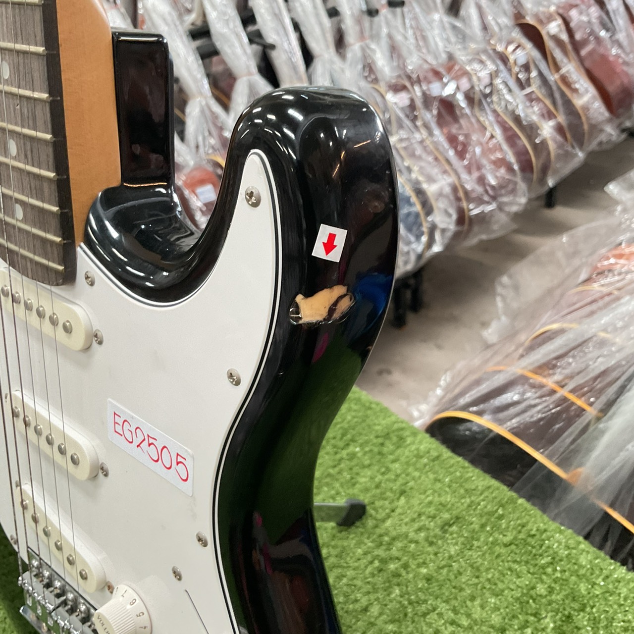 กีต้าร์ไฟฟ้า SELDER