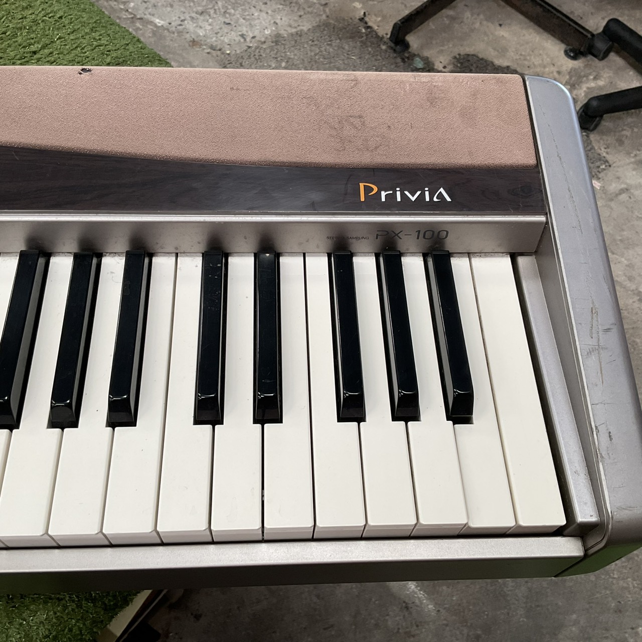 เปียโน CASIO : PX-100 สินค้าไม่พร้อมใช้งาน (ต้องซ่อม)