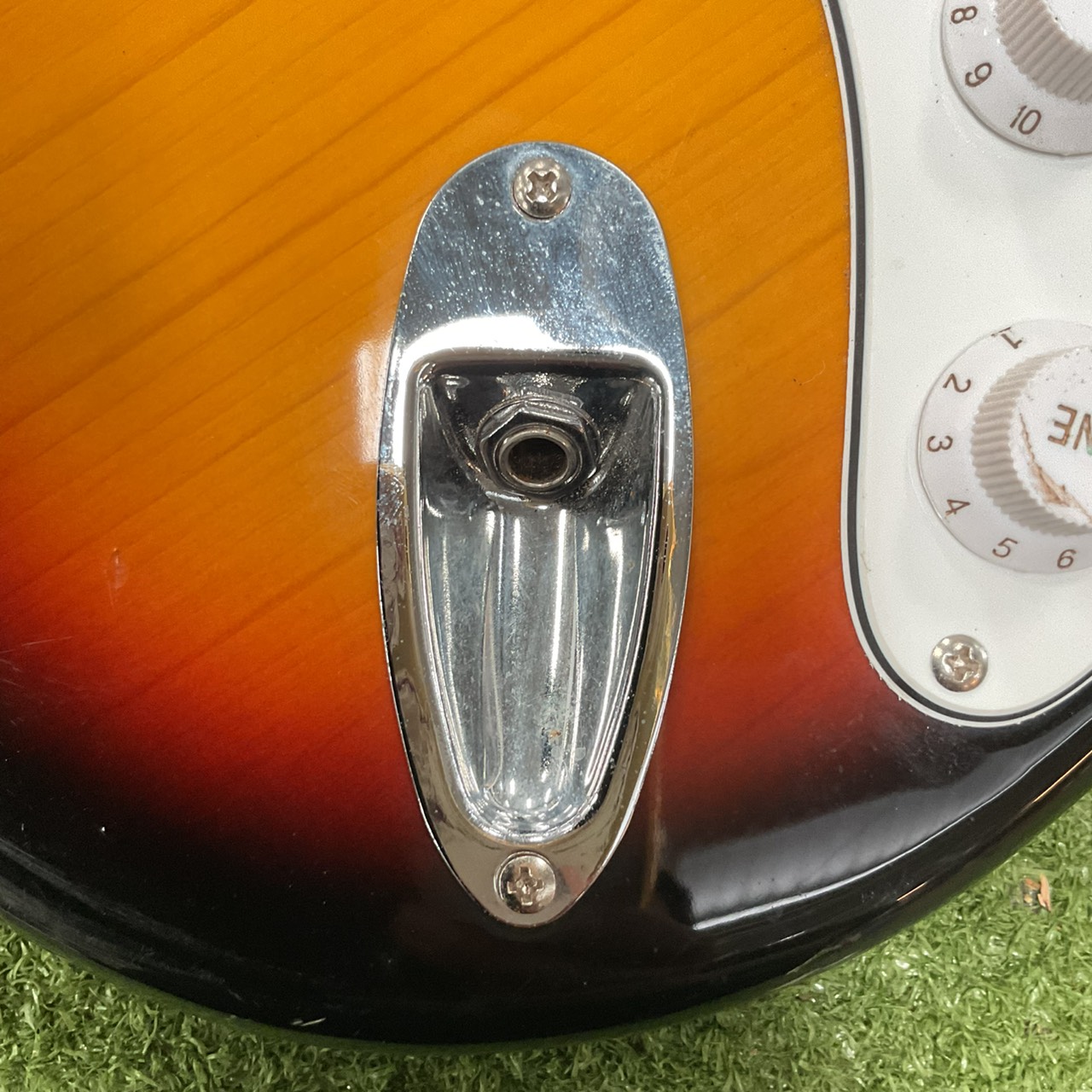 กีต้าร์ไฟฟ้า Vanguard