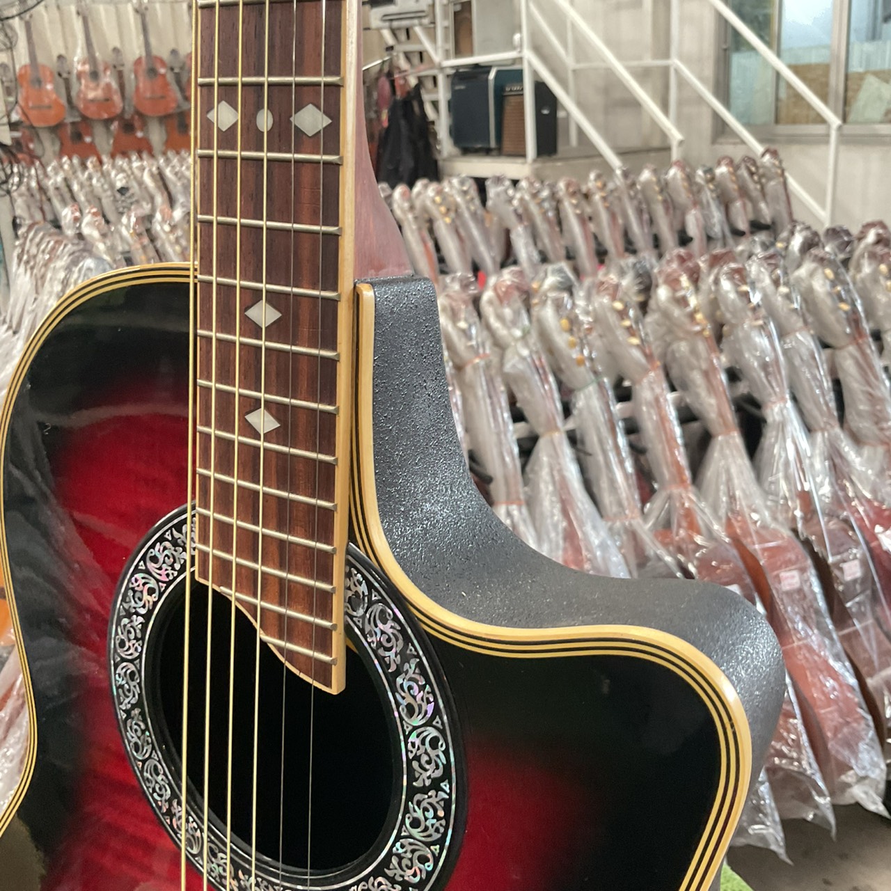 กีต้าร์โปร่งไฟฟ้า Stafford&Co. : SE-350