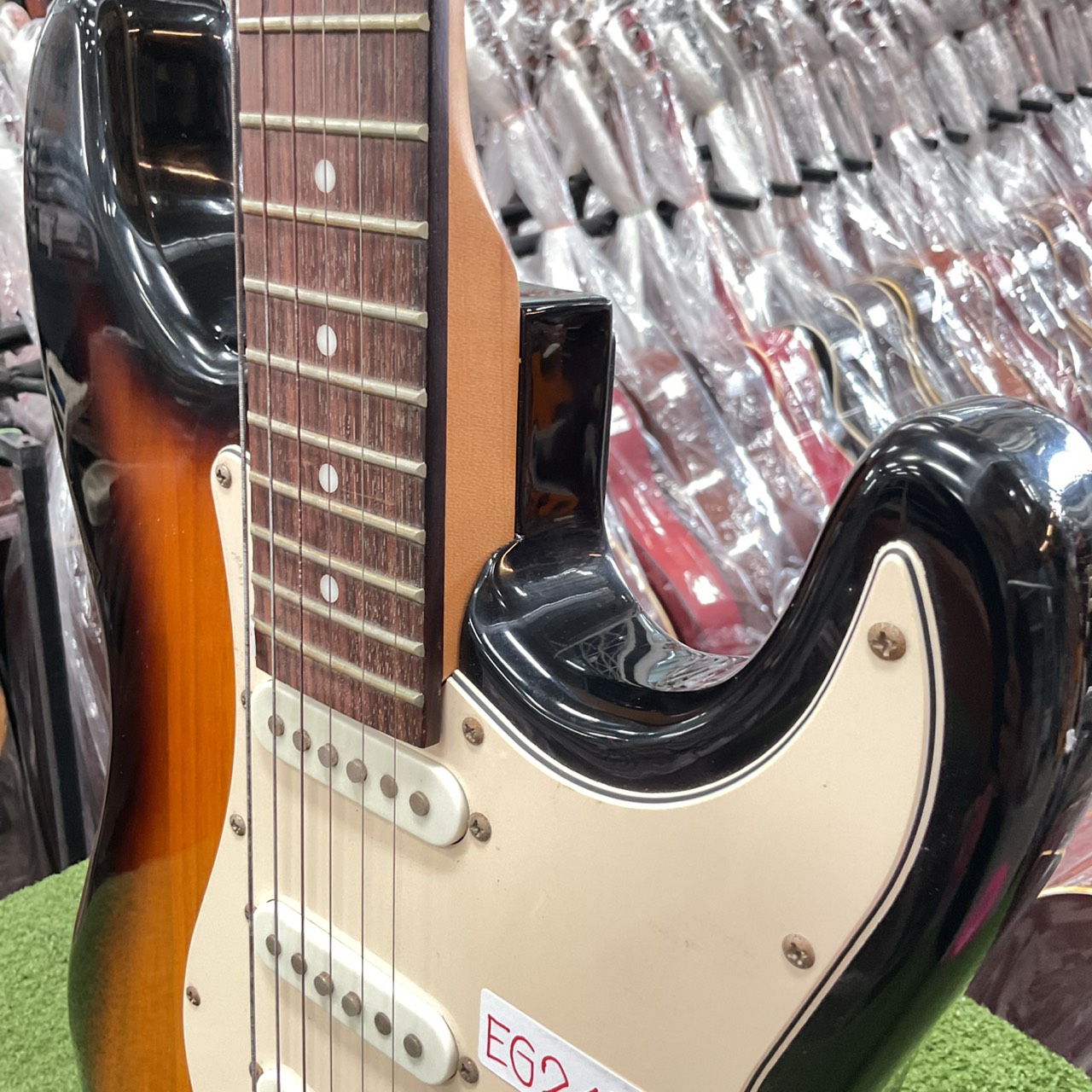 กีต้าร์ไฟฟ้า PlayTech