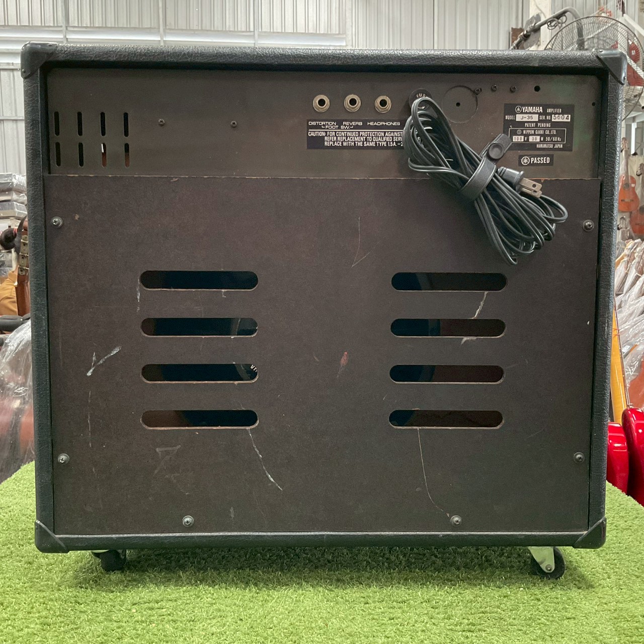 แอมป์กีต้าร์ YAMAHA : J-35