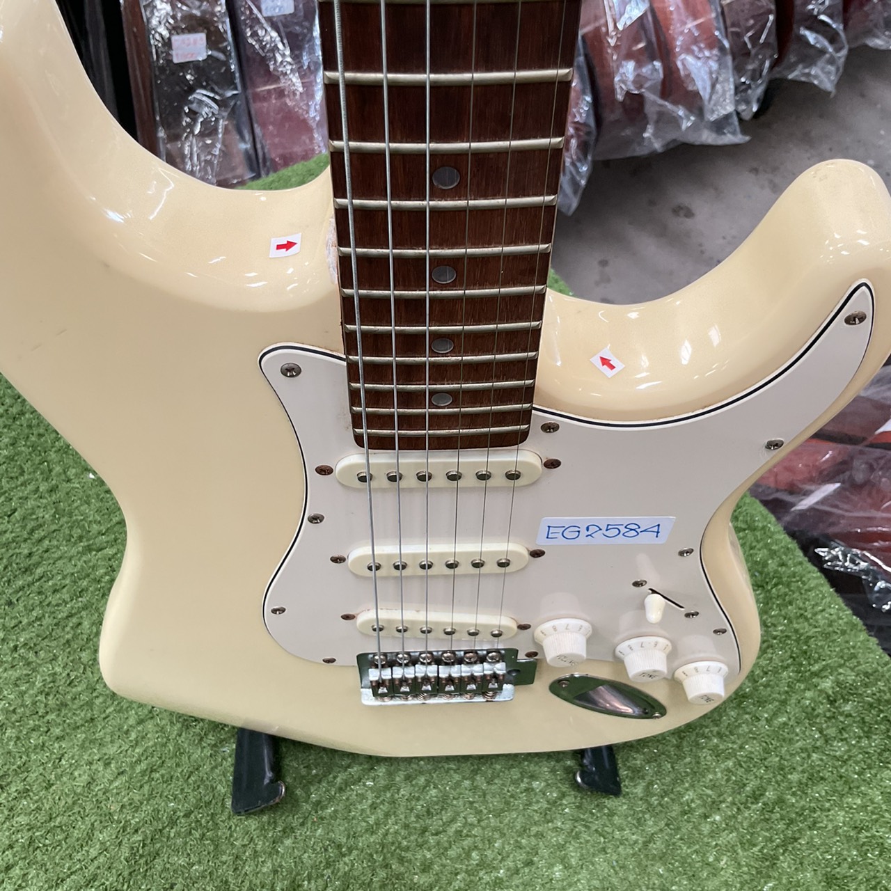 กีต้าร์ไฟฟ้า PlayTech