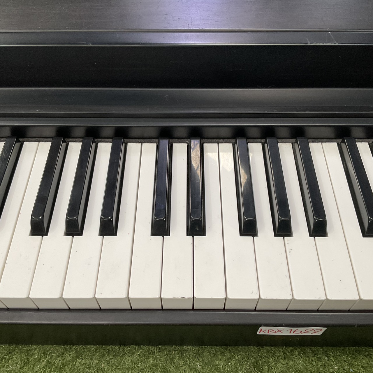 เปียโน YAMAHA : CLP-100 สินค้าไม่พร้อมใช้งาน (ต้องซ่อม)