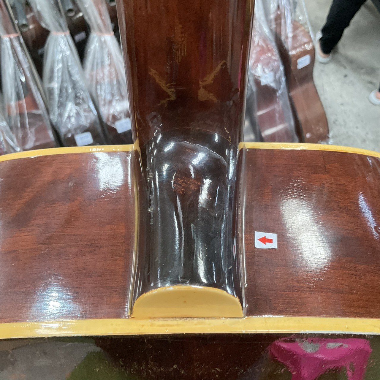 กีต้าร์โปร่ง Emperador : Metoro / F150