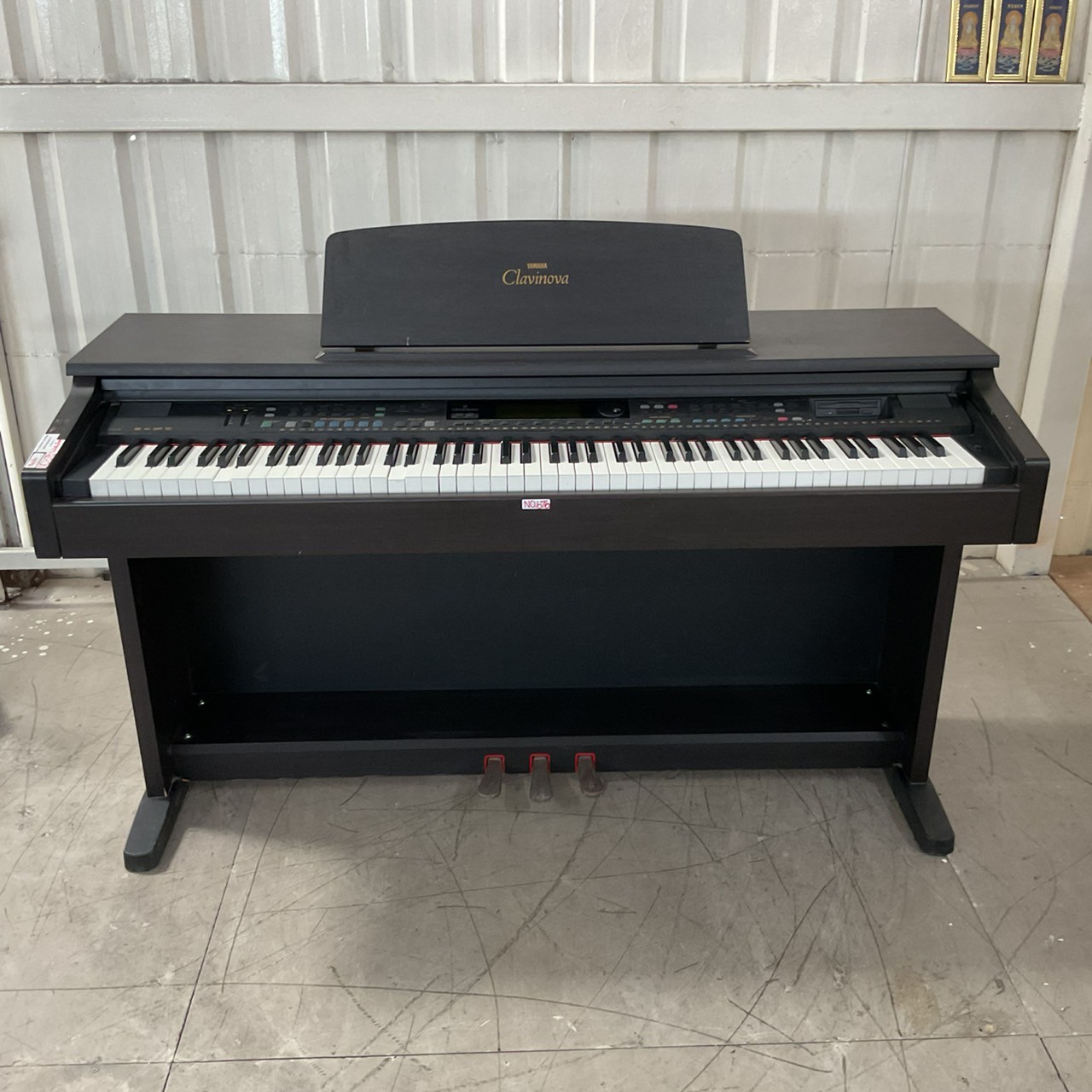 เปียโน YAMAHA : Clavinova CVP-92 สินค้าไม่พร้อมใช้งาน (ต้องซ่อม)