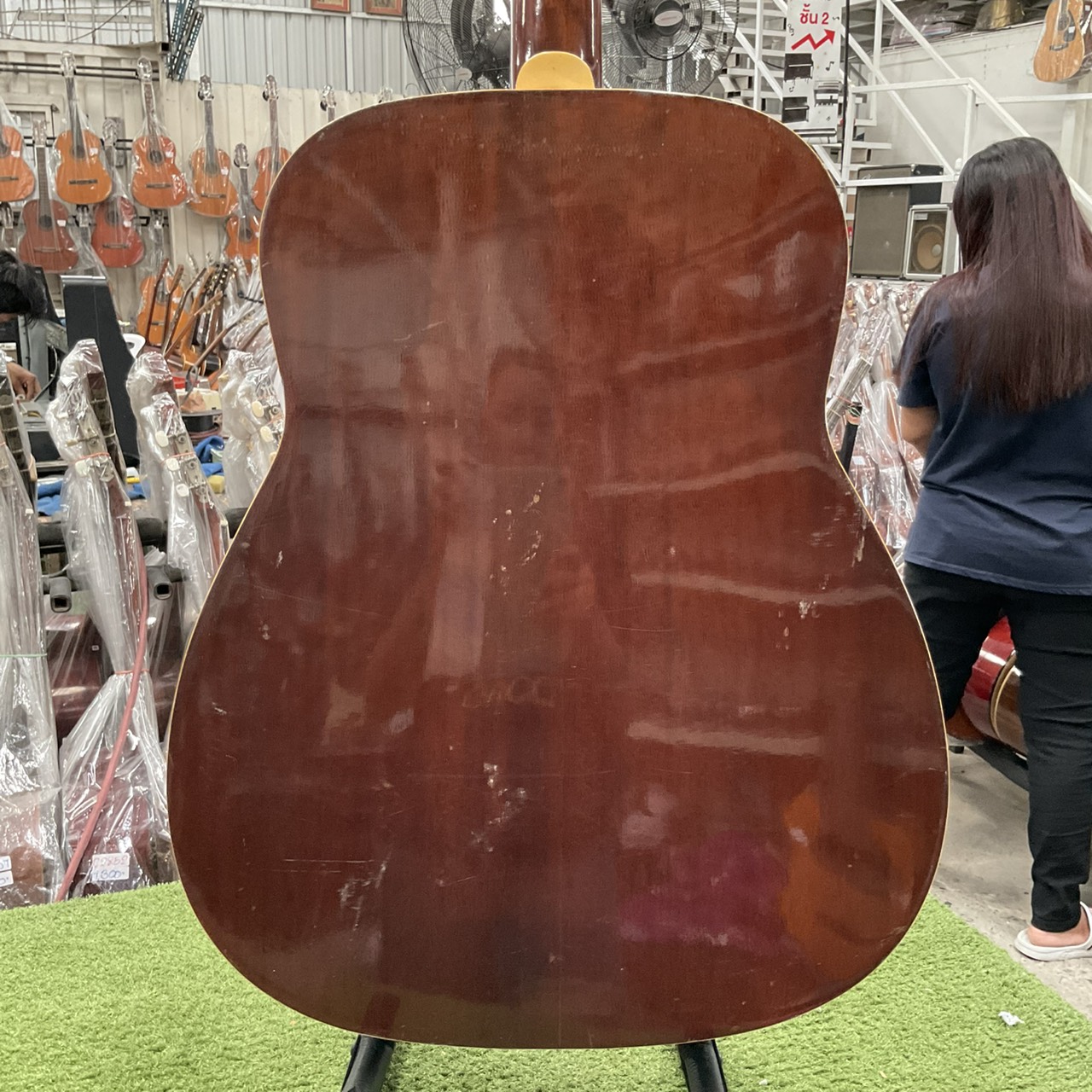 กีต้าร์โปร่ง Emperador : Metoro / F150