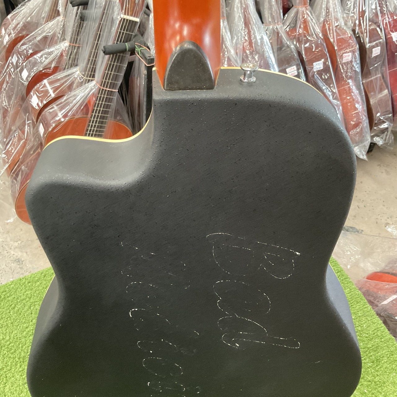 กีต้าร์โปร่งไฟฟ้า Bluesfeel : FA-330