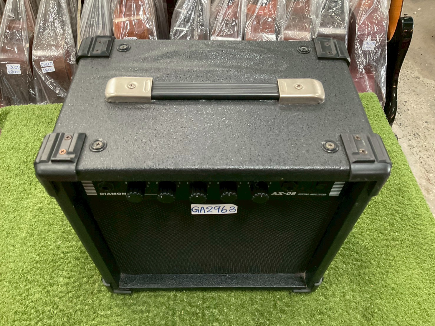 แอมป์กีต้าร์ DIAMOND : AX-08