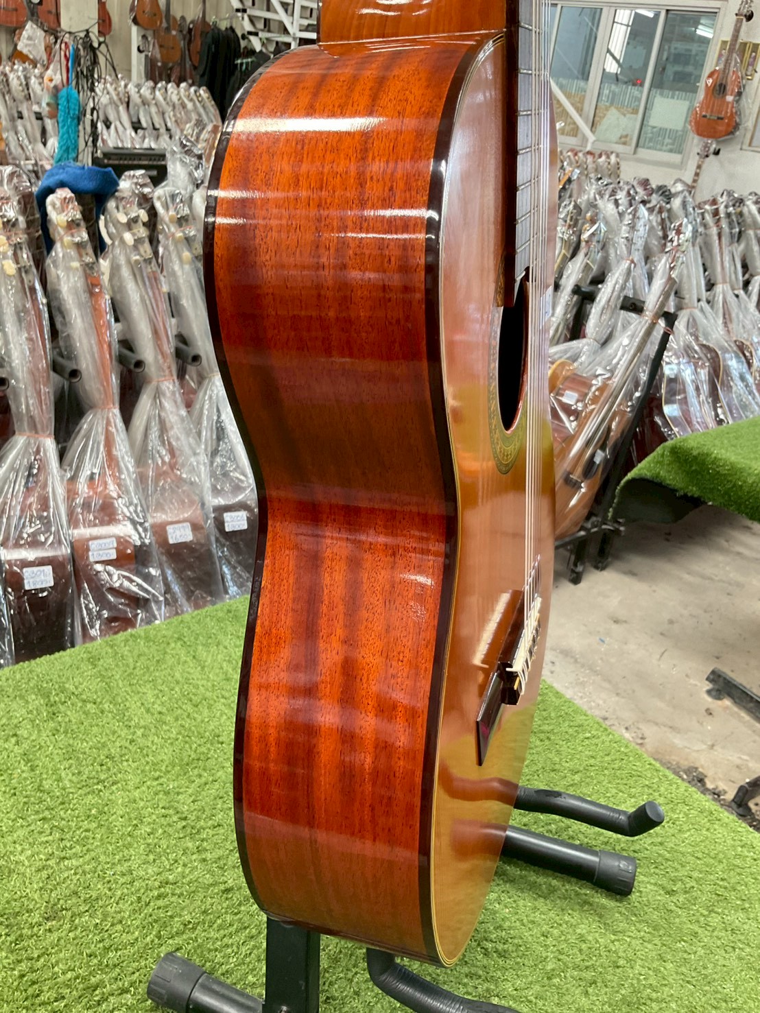 กีต้าร์คลาสสิค Aria : SA-15