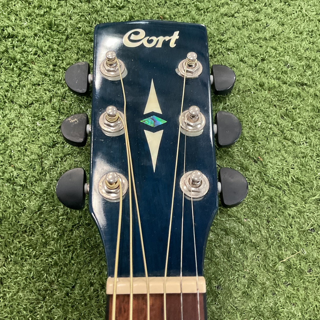 กีต้าร์โปร่งไฟฟ้า Cort : SFX E TBB