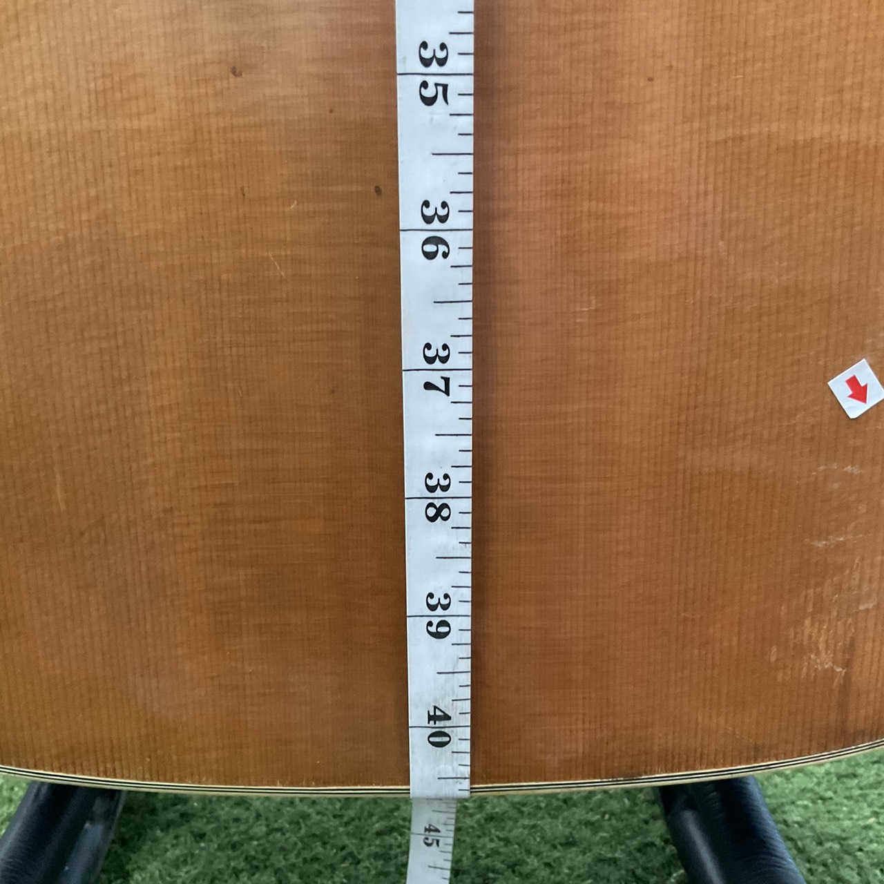 กีต้าร์โปร่ง Aria : W-180