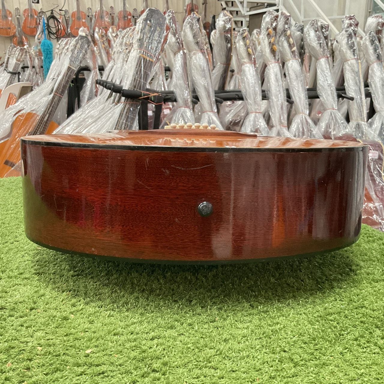 กีต้าร์โปร่ง YAMAHA : FG-130