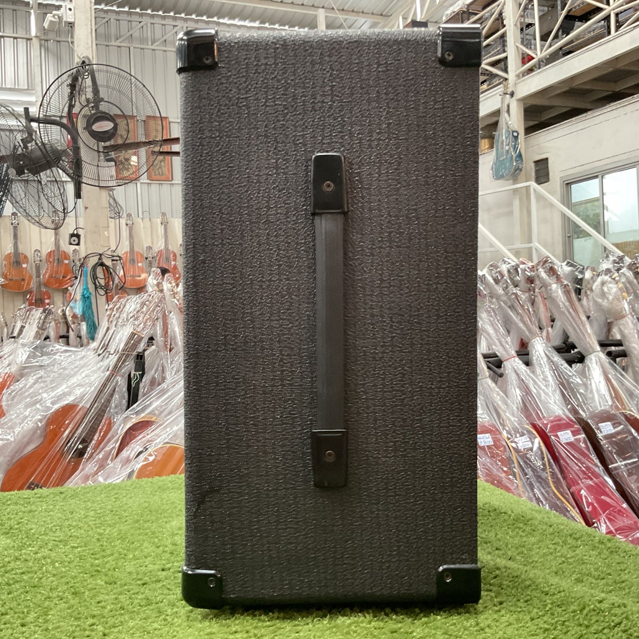 แอมป์กีต้าร์ KUSTOM : KSC10