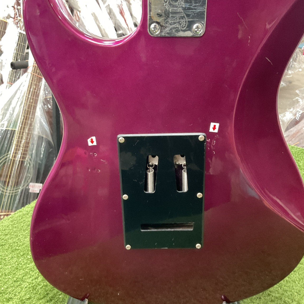 กีต้าร์ไฟฟ้า Elioth : S305