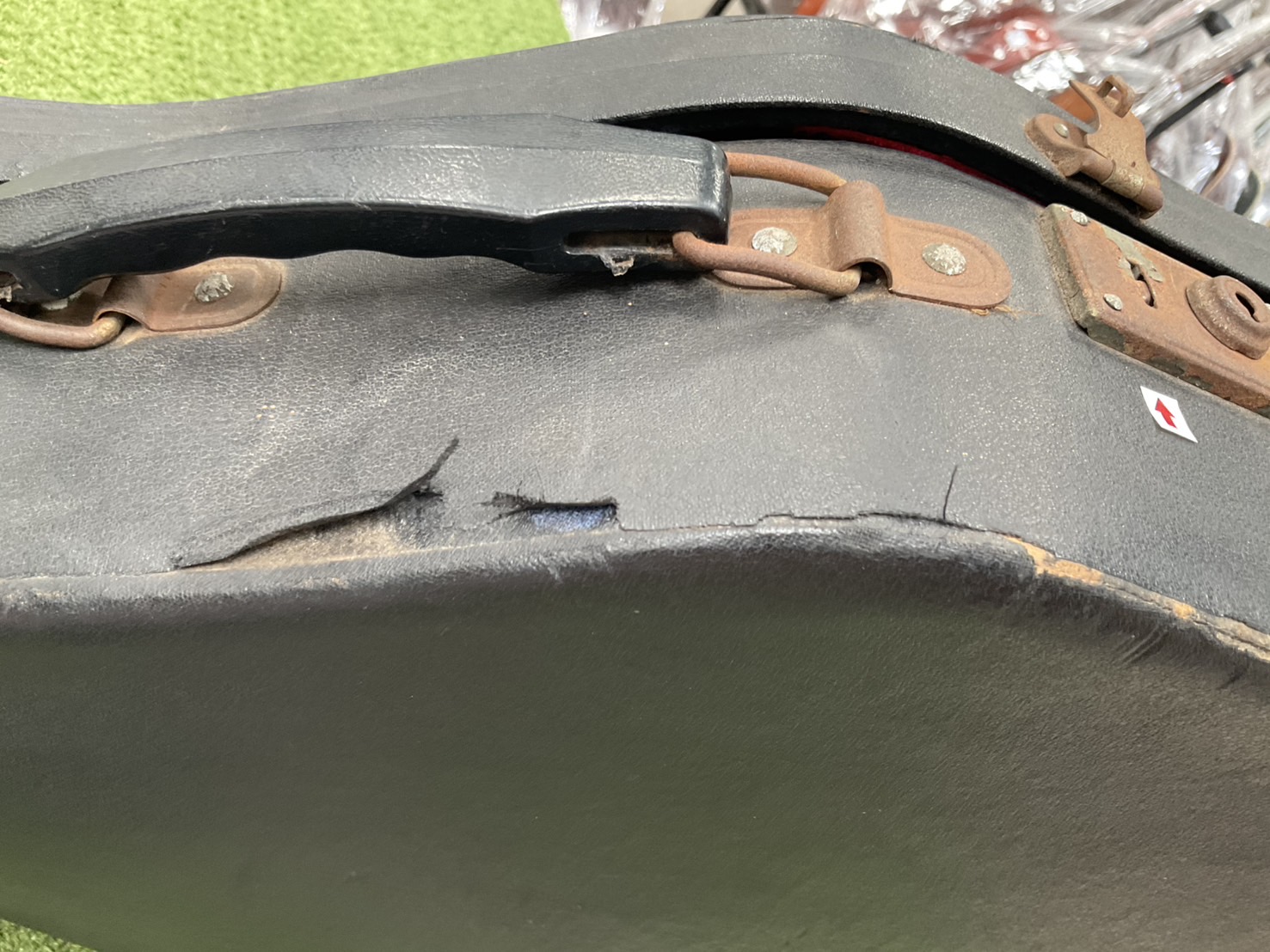 กล่องเคสกีต้าร์คลาสสิค