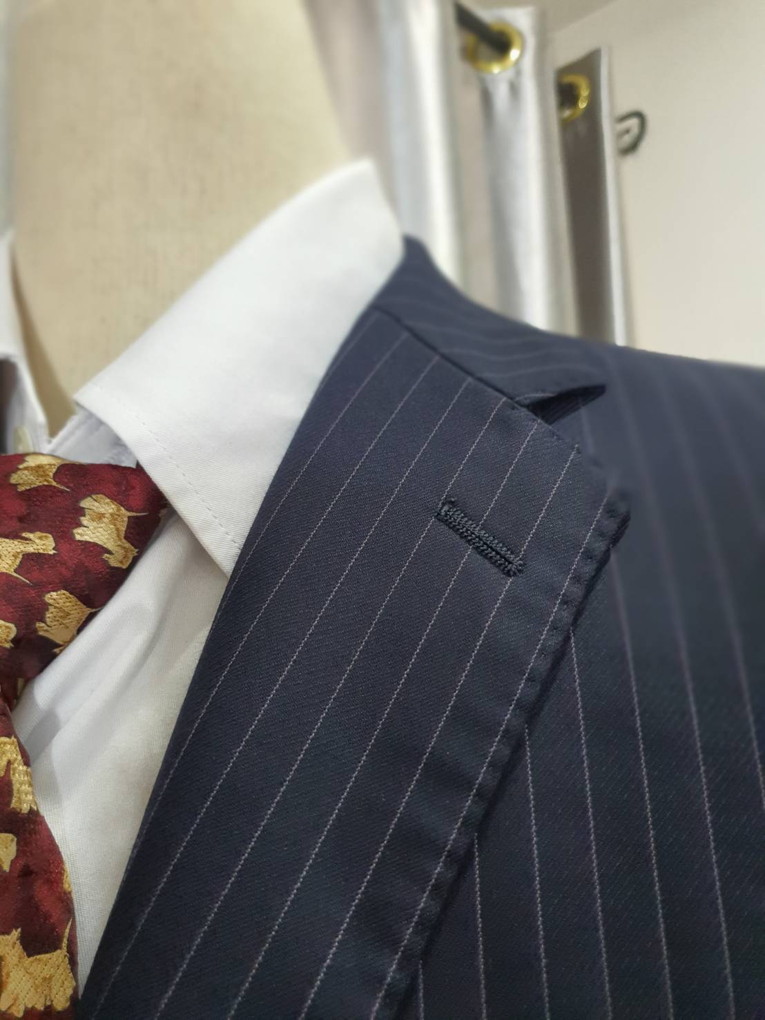 Suit0082 เสื้อสูท สีน้ำเงินกรมลายทาง มือสอง PSFA อก 40นิ้ว