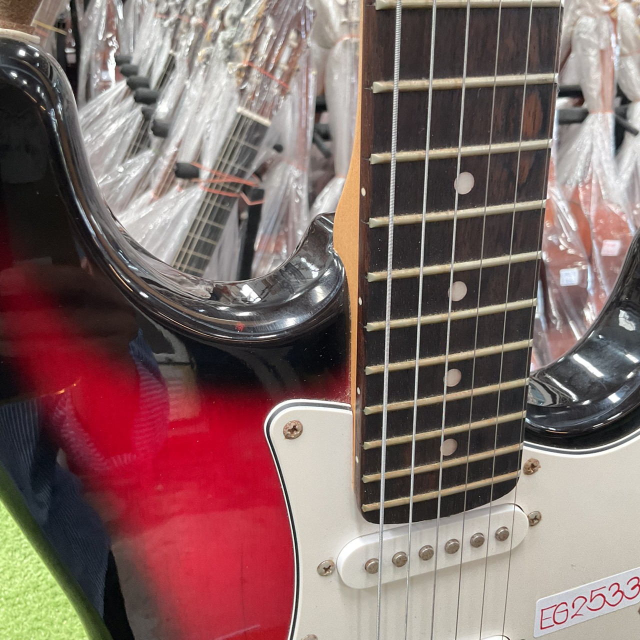 กีต้าร์ไฟฟ้า SELDER