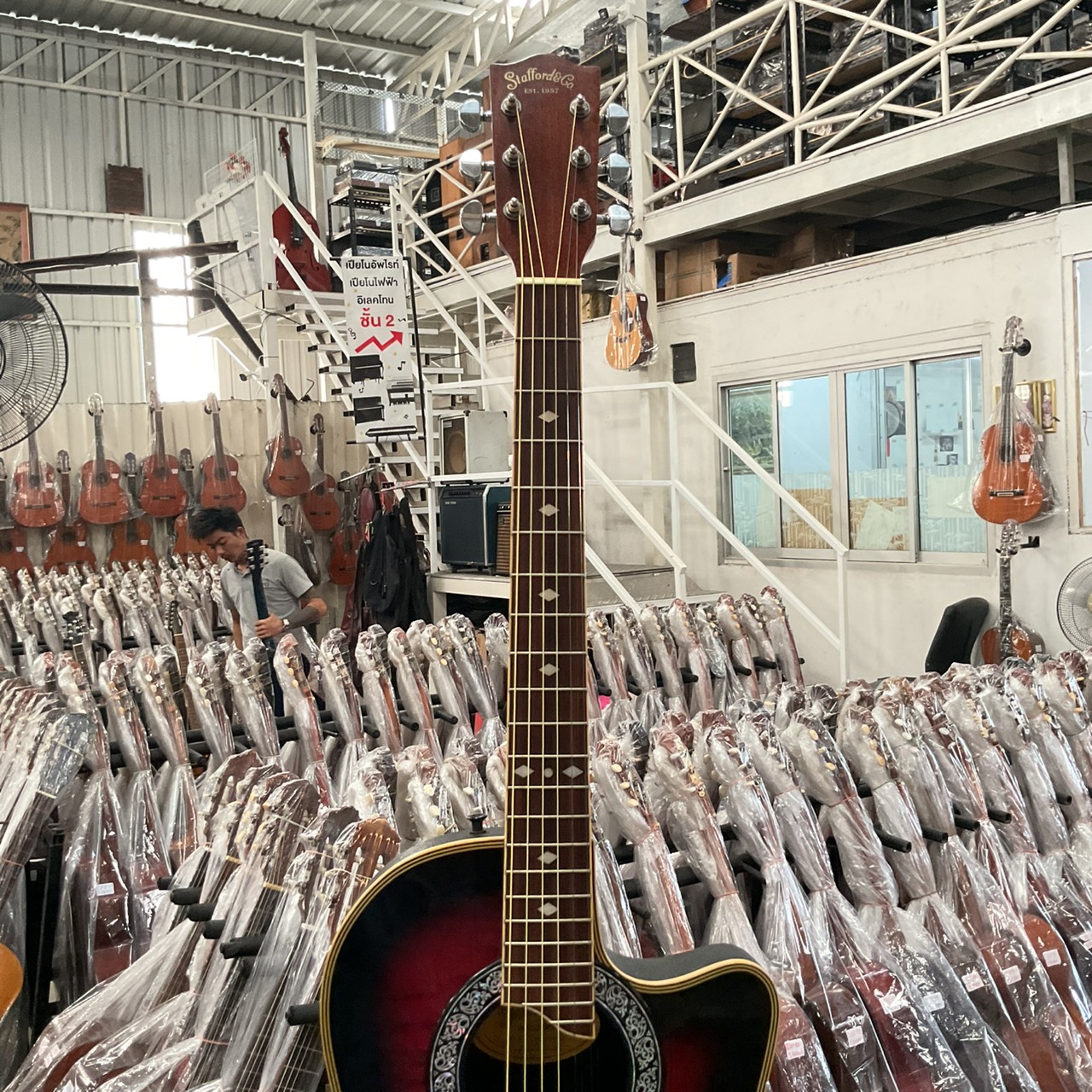 กีต้าร์โปร่งไฟฟ้า Stafford&Co. : SE-350