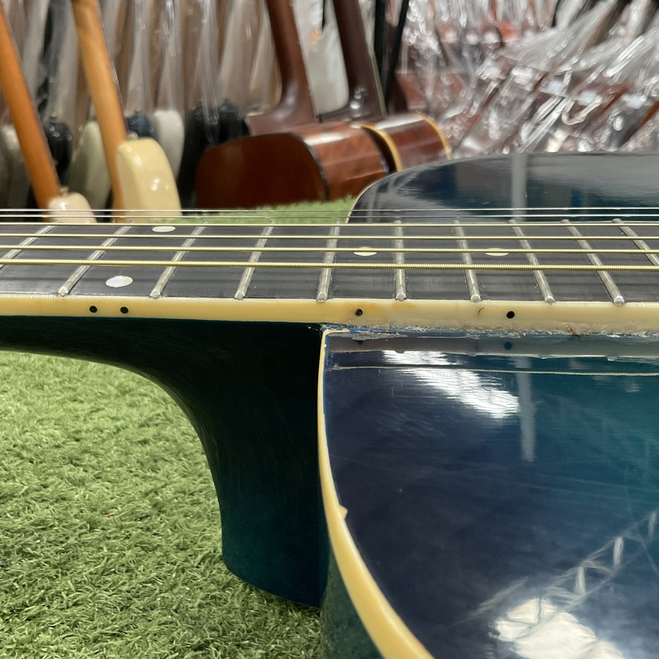 กีต้าร์โปร่ง Barclay : MD-120BLS