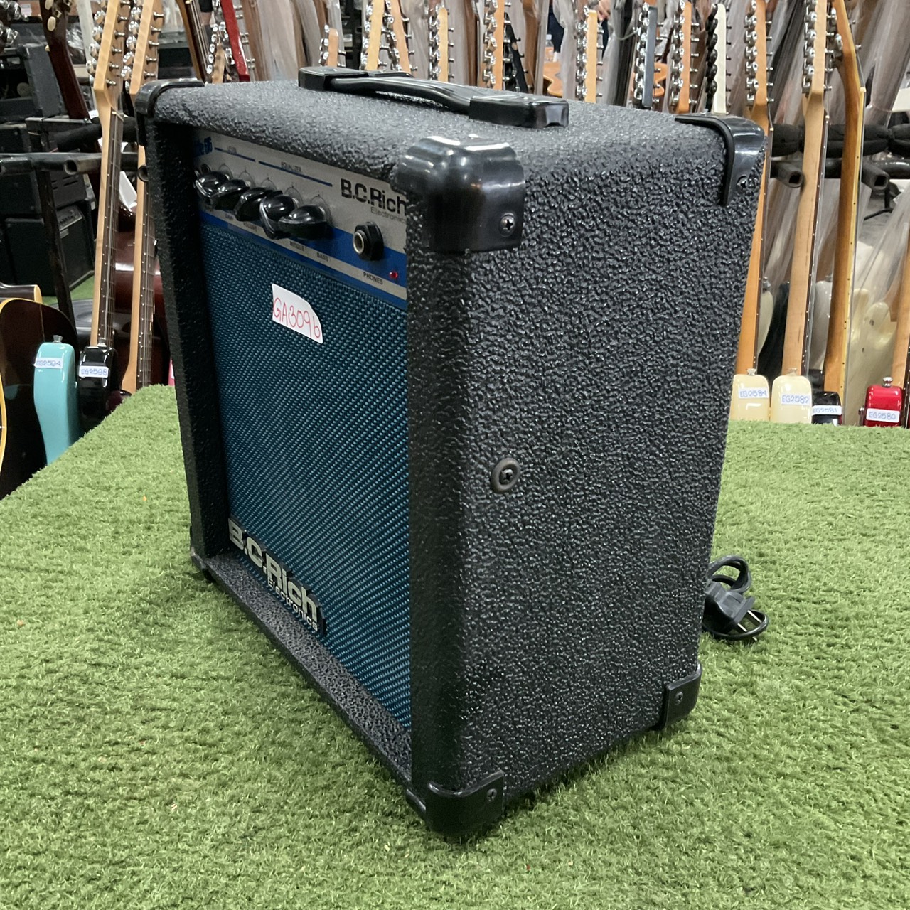 แอมป์กีต้าร์ B.C.Rich : BC-010X