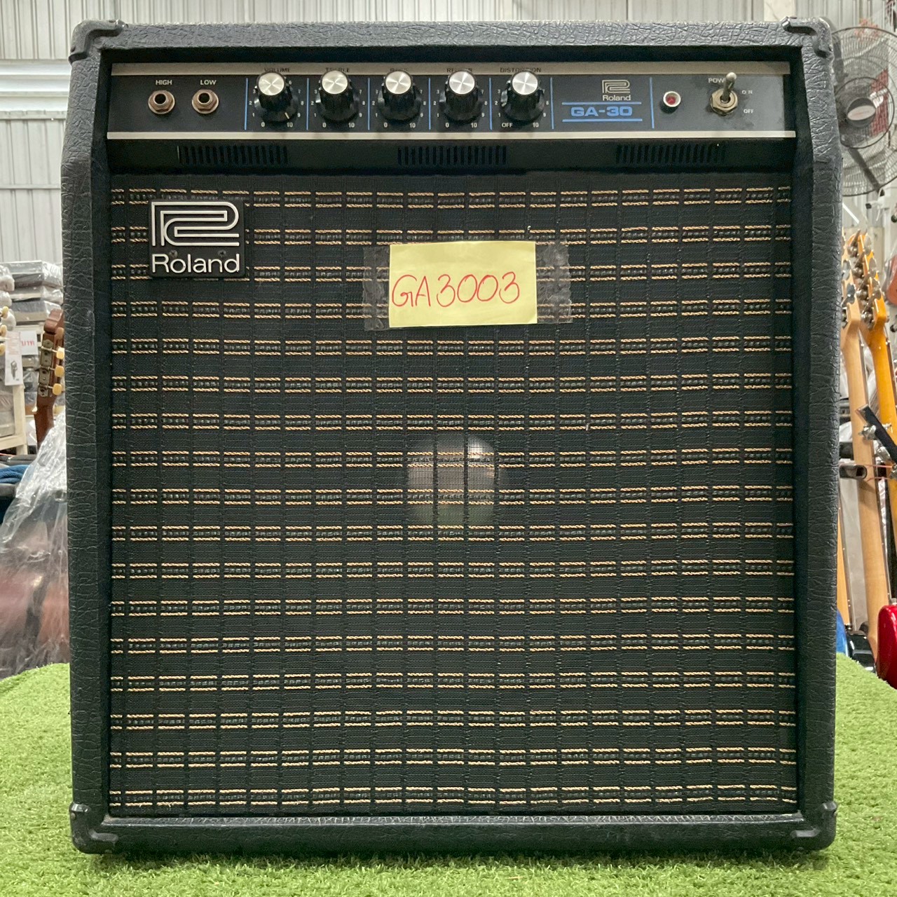แอมป์กีต้าร์ Roland : GA-30
