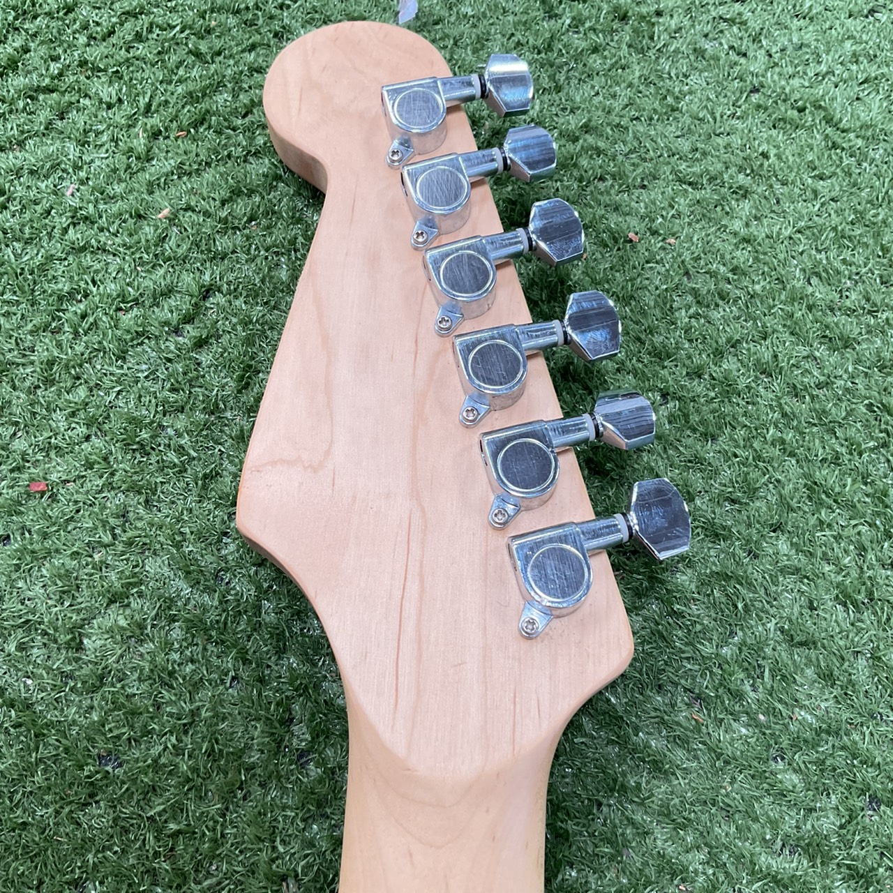 กีต้าร์ไฟฟ้า SELDER