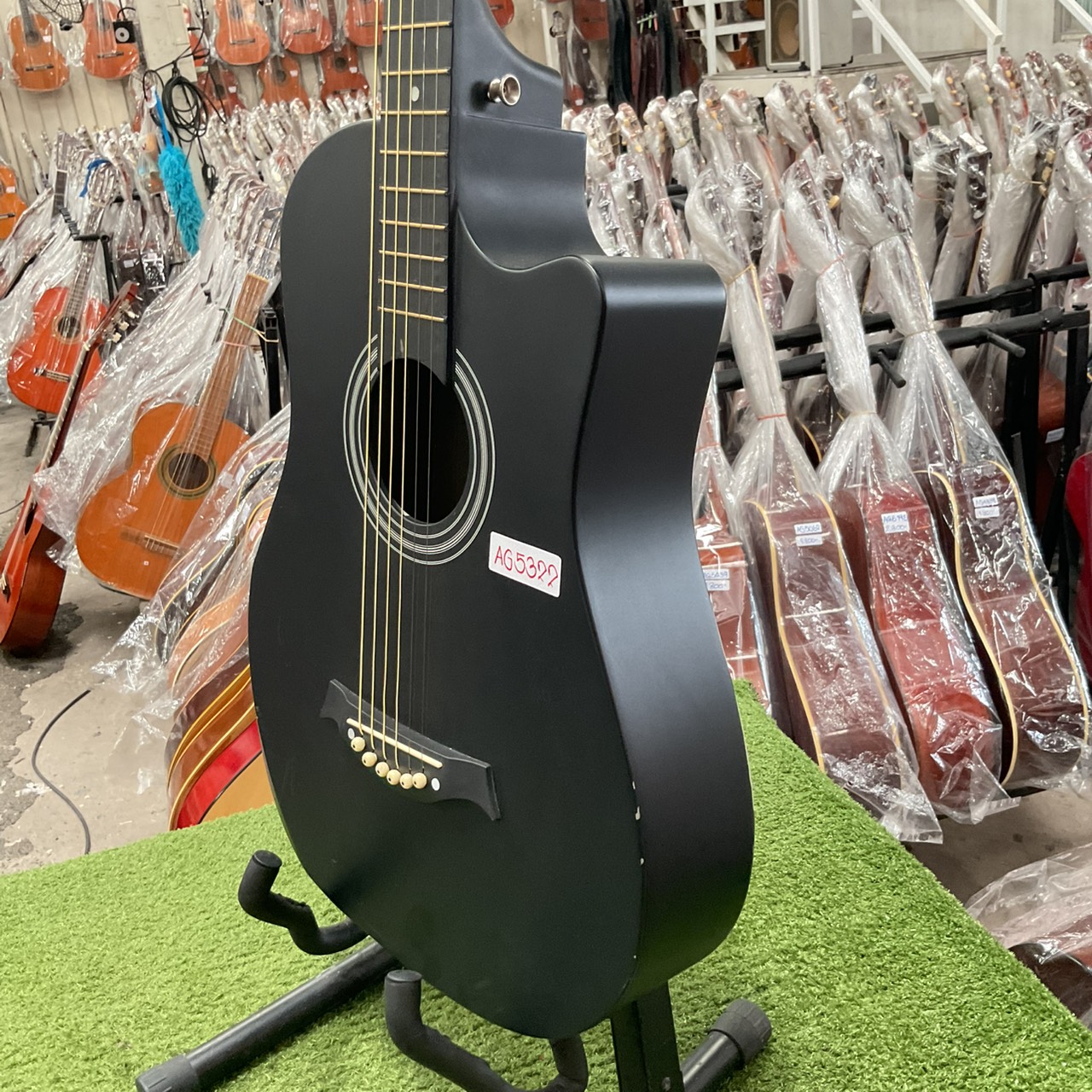 กีต้าร์โปร่ง Juicy : JCG-01S/BK