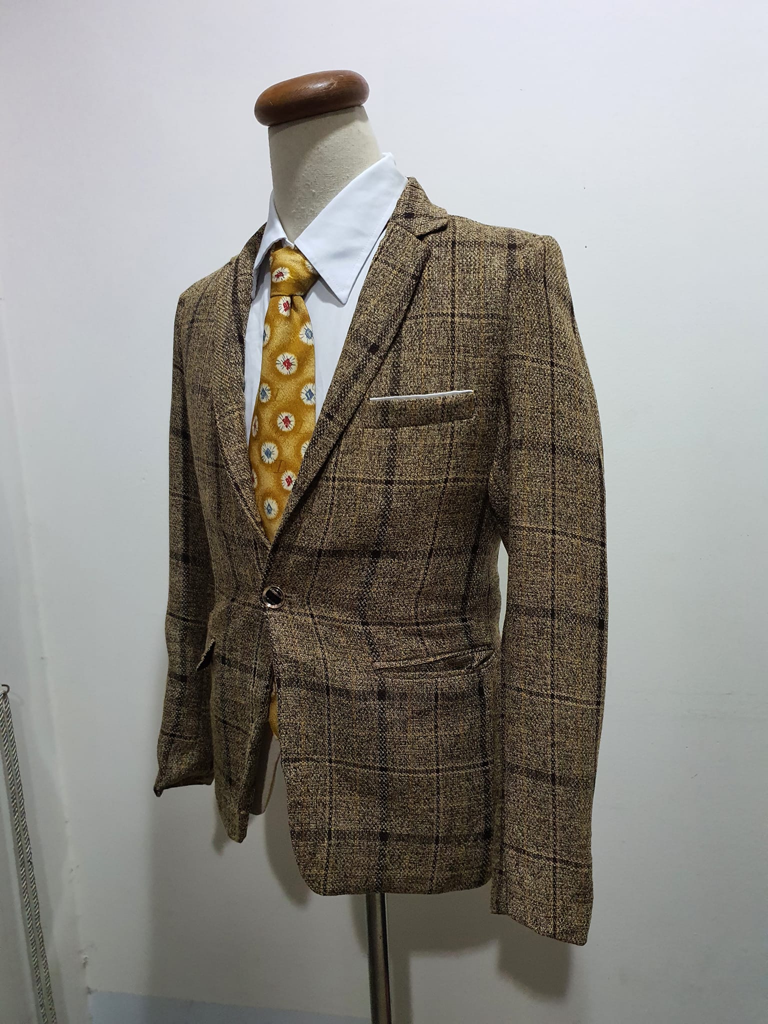Suit0035 เสื้อสูท นำเข้า มือสอง สีน้ำตาล อก 35 นิ้ว