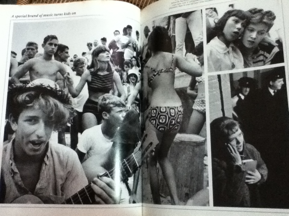 The Joy of LIFE/ Philip B. Kunhardt Jr.