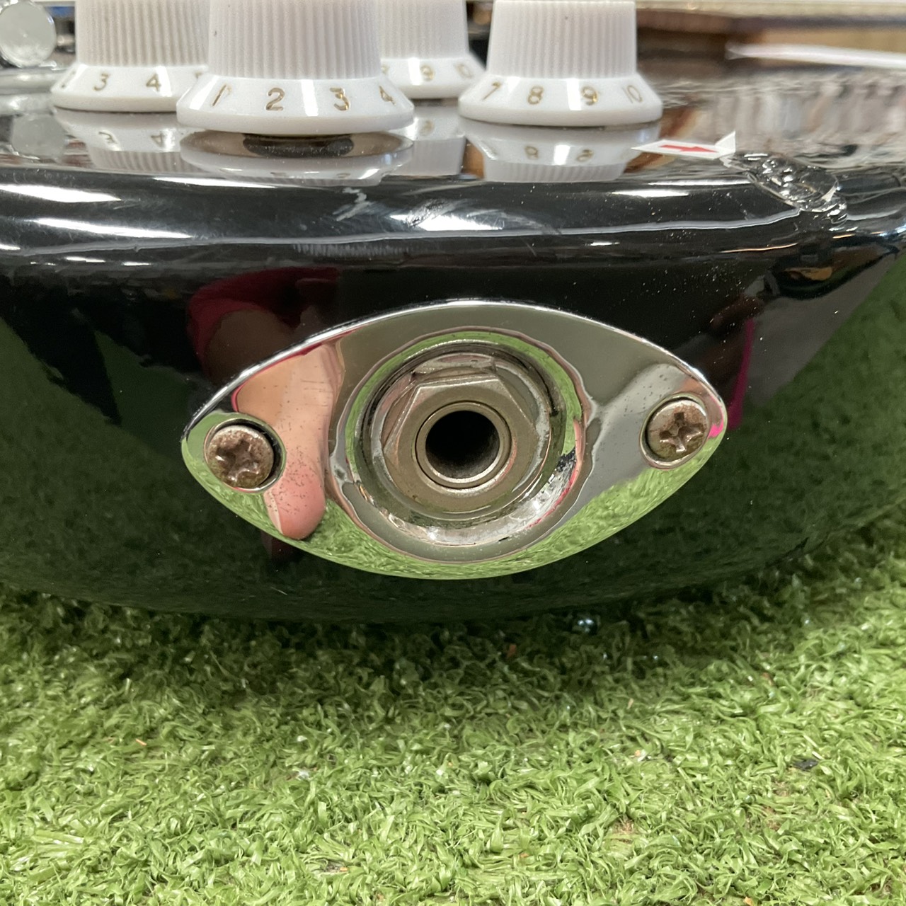 กีต้าร์เบส BUSKER'S