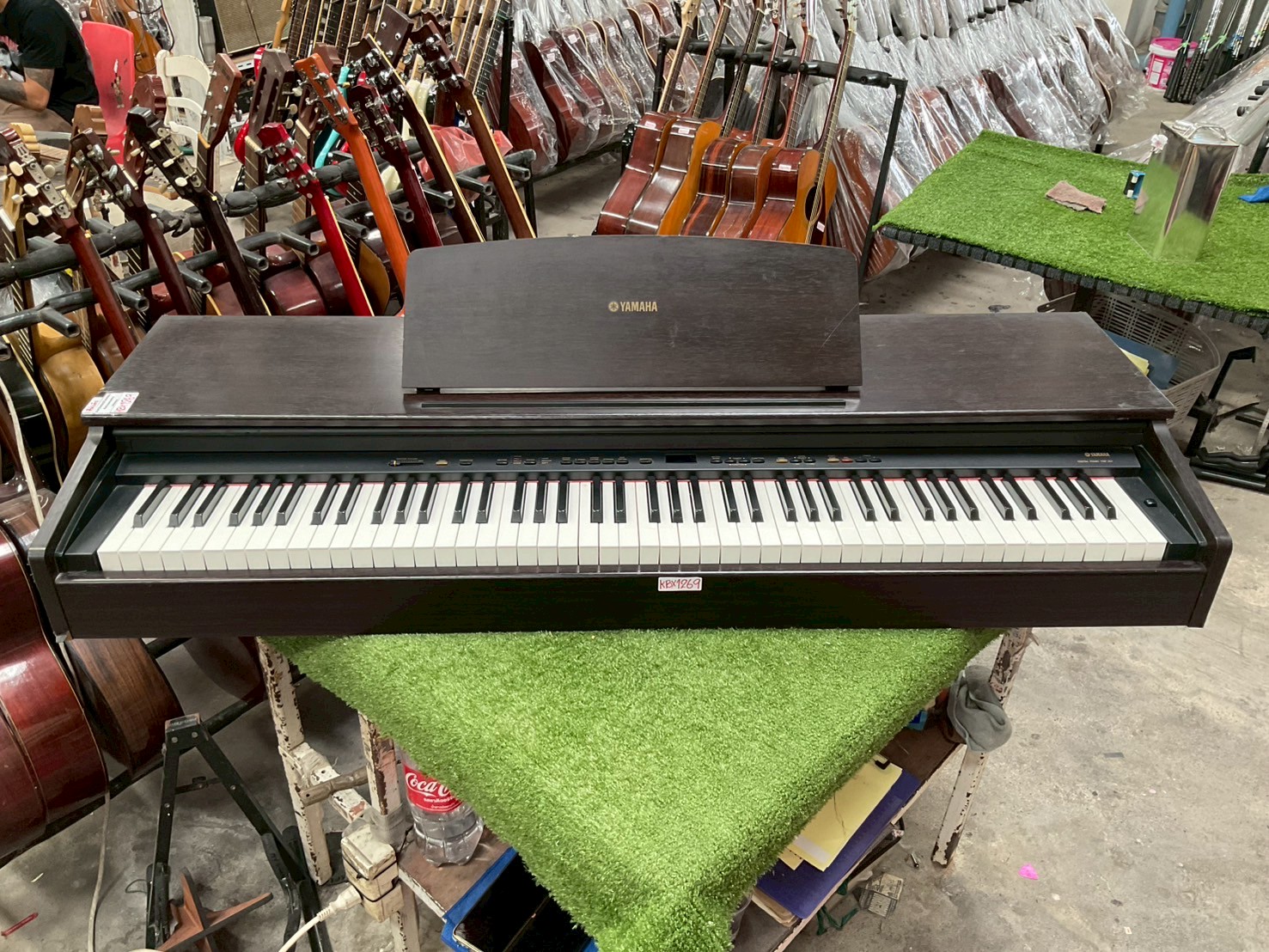 เปียโน YAMAHA : YDP-201 สินค้าไม่พร้อมใช้งาน (ต้องซ่อม)