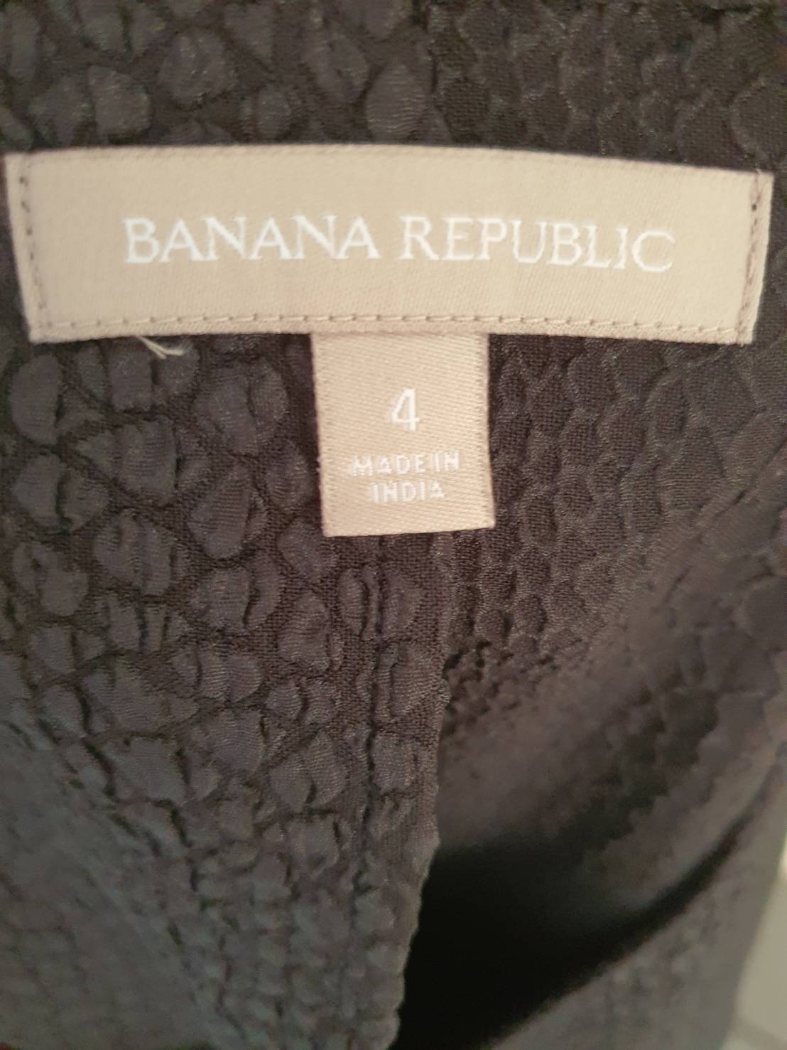 FF05930 เสื้อแฟชั่น สีดำ มือสอง แบรนด์ BANNA REPUBLIC อก 36 นิ้ว